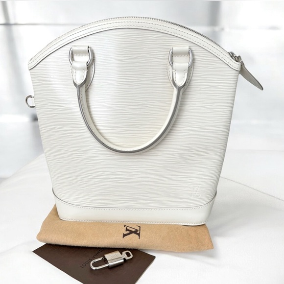 Louis Vuitton Handbags - LOUIS VUITTON Vintage Ivory White Epi Leather Lockit Vertical Bag